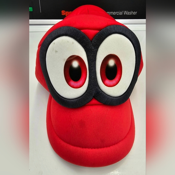 Retro 2017 Super Mario odyssey cappy red with big eye cosplay hat - Picture 5 of 5